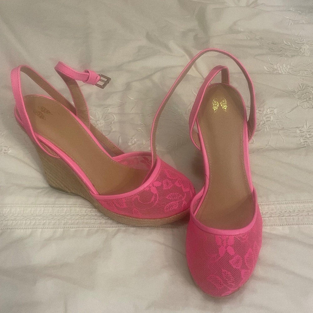 Bright pink lace wedges